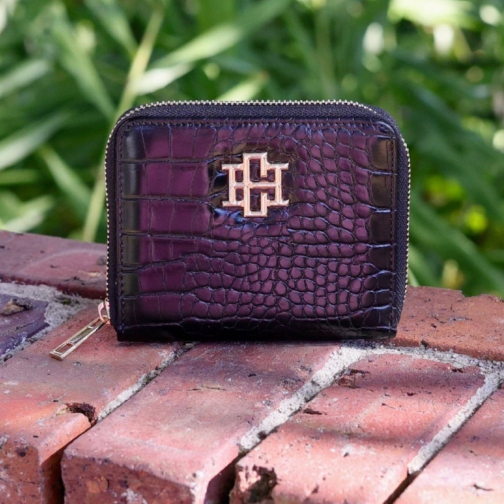 Caroline Hill Blakely Black EC Wallet
